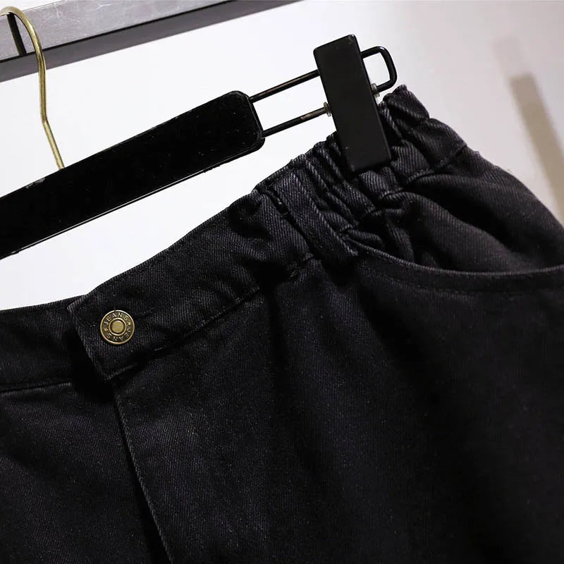 Inclusive Comfort: Extended Size Shorts
