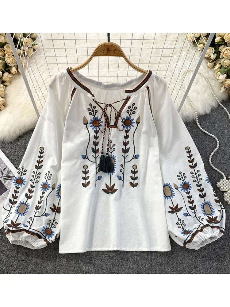 Indy Casual Blouse: Round Neck with Retro Flair