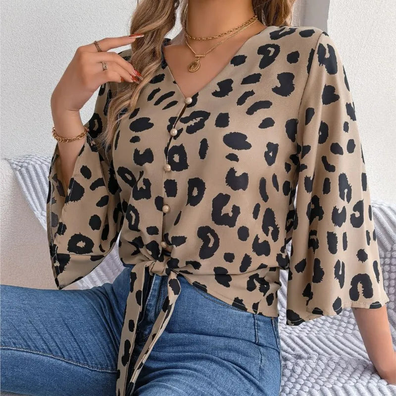 Femme Moderne: Leopard Print Elegance
