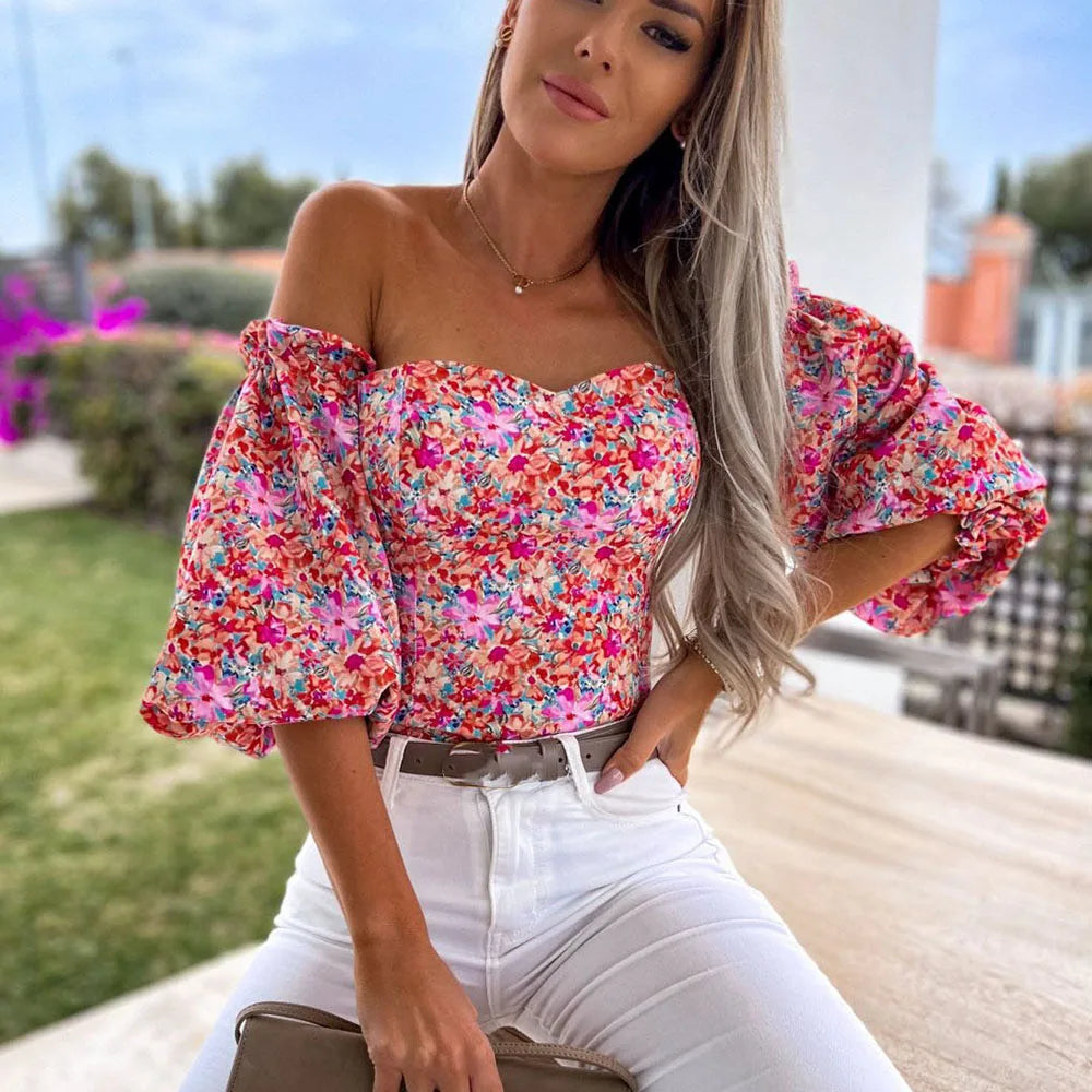 Casual Top: Floral Flair for a Stylish Summer