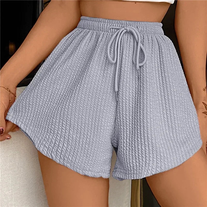 Casual Sports Shorts: Loose and Comfortable