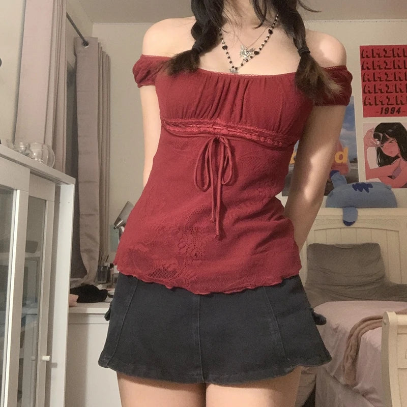 Elegant Bow T-Shirt: Crop Top Retro Clothes