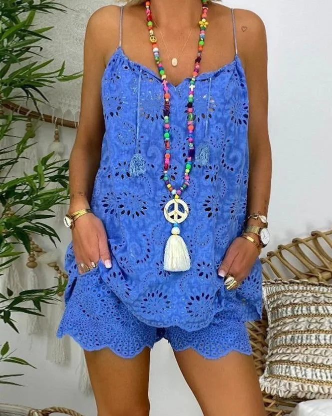 Two-Piece Outfit: Casual Chic with a Stylish Edge