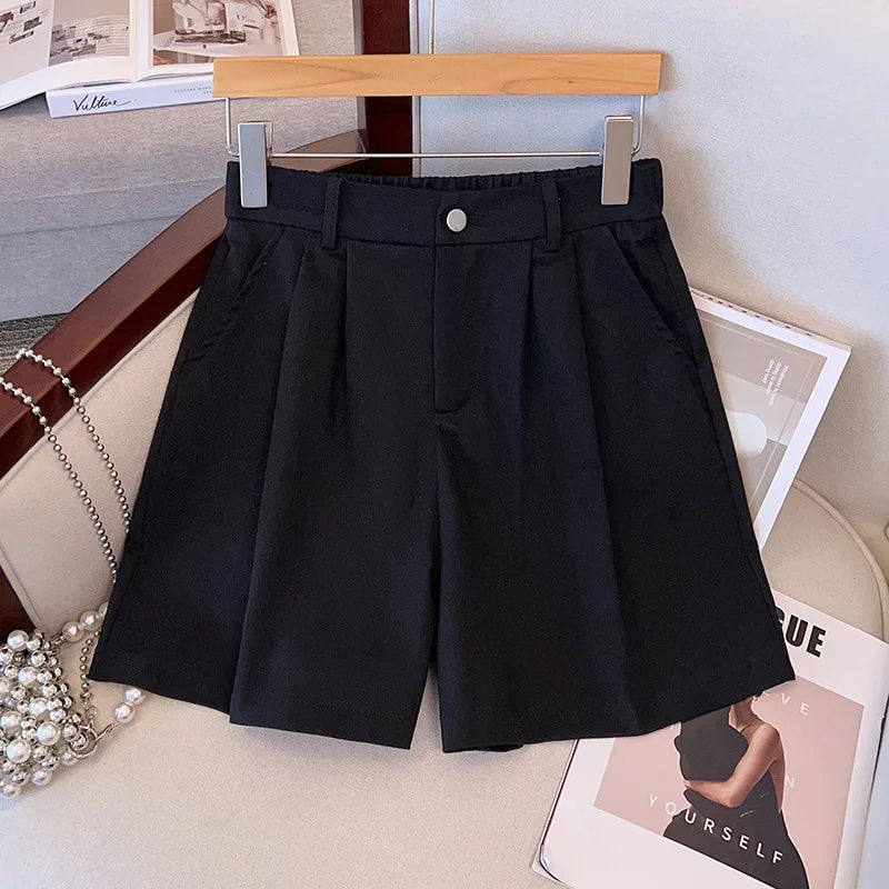 Unrestricted Style: Plus Size Comfort Wear