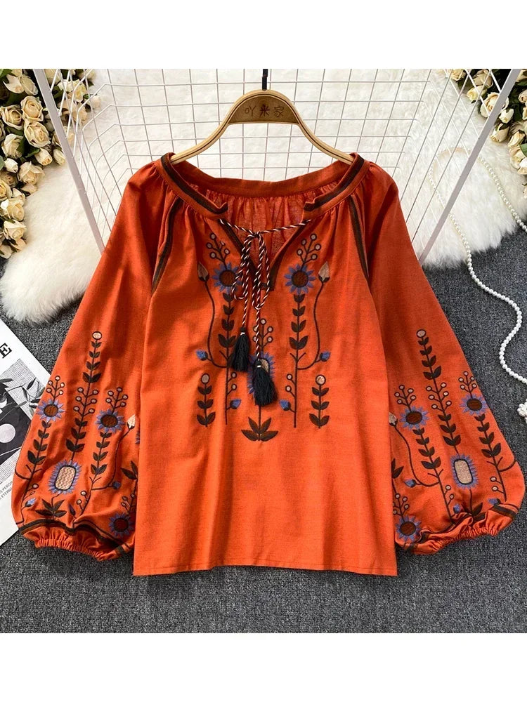 Indy Casual Blouse: Round Neck with Retro Flair