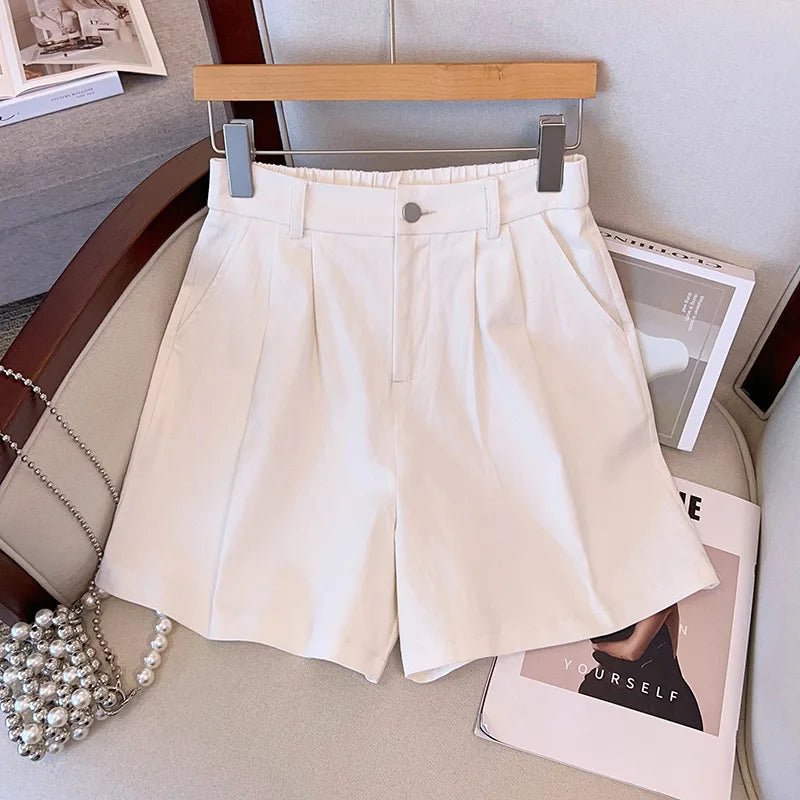 Unrestricted Style: Plus Size Comfort Wear