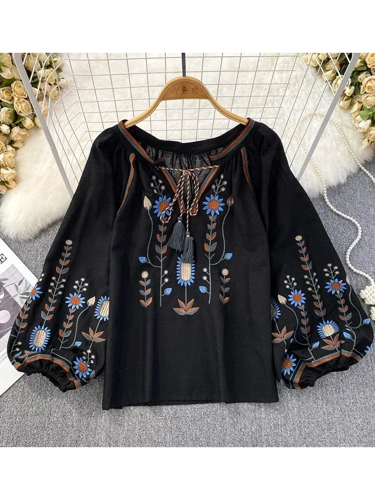 Indy Casual Blouse: Round Neck with Retro Flair