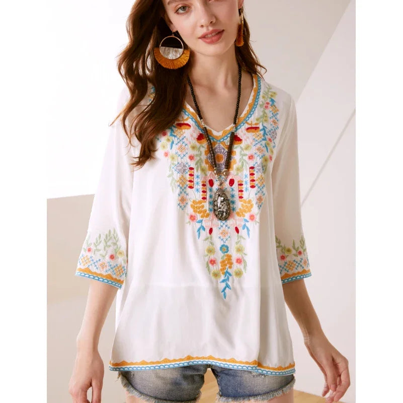 Ethnic Top: Hippie Vibes in a Classic Blouse