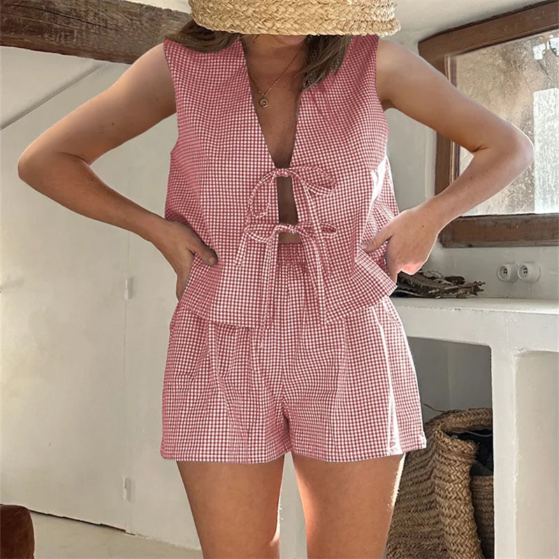 Casual Plaid Duo: Lacing Tank and Elastic Shorts