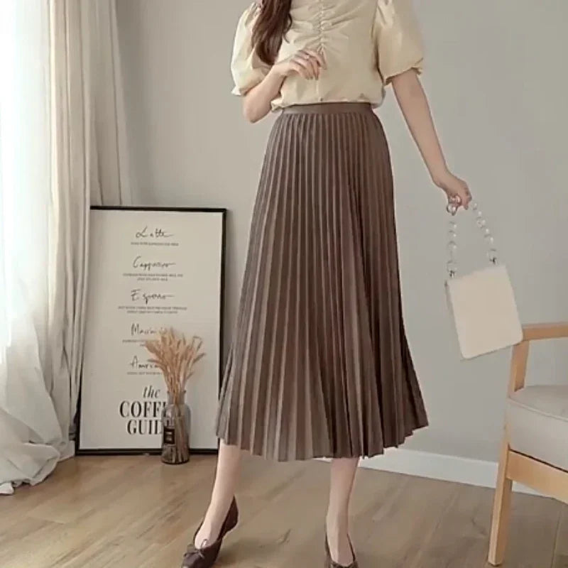 Versatile Swing Skirt: High-Waisted Elegance for All Seasons