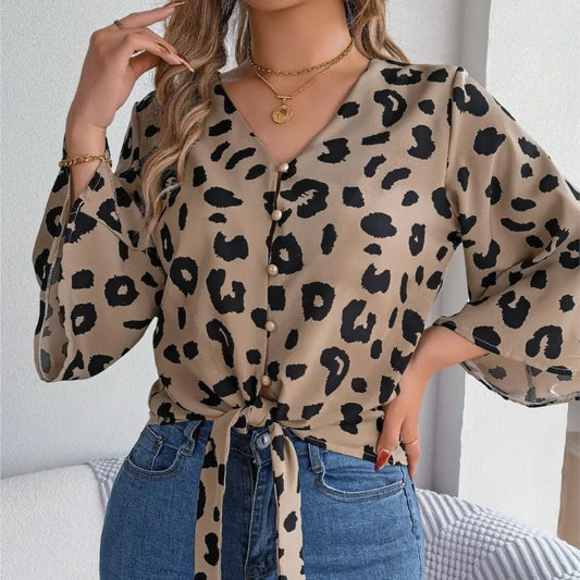 Femme Moderne: Leopard Print Elegance