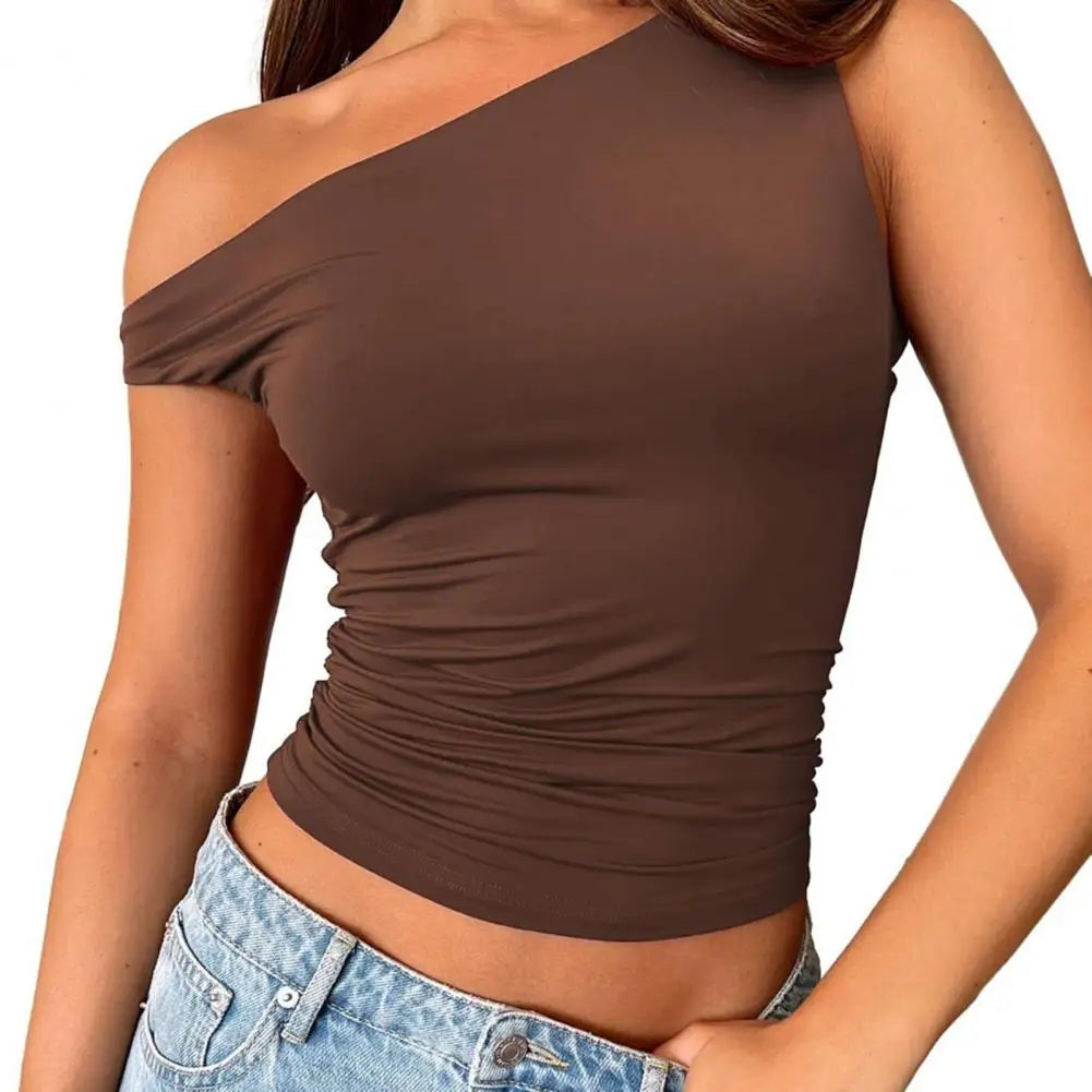 Sleeveless Blouse: Modern Style for Sunny Days