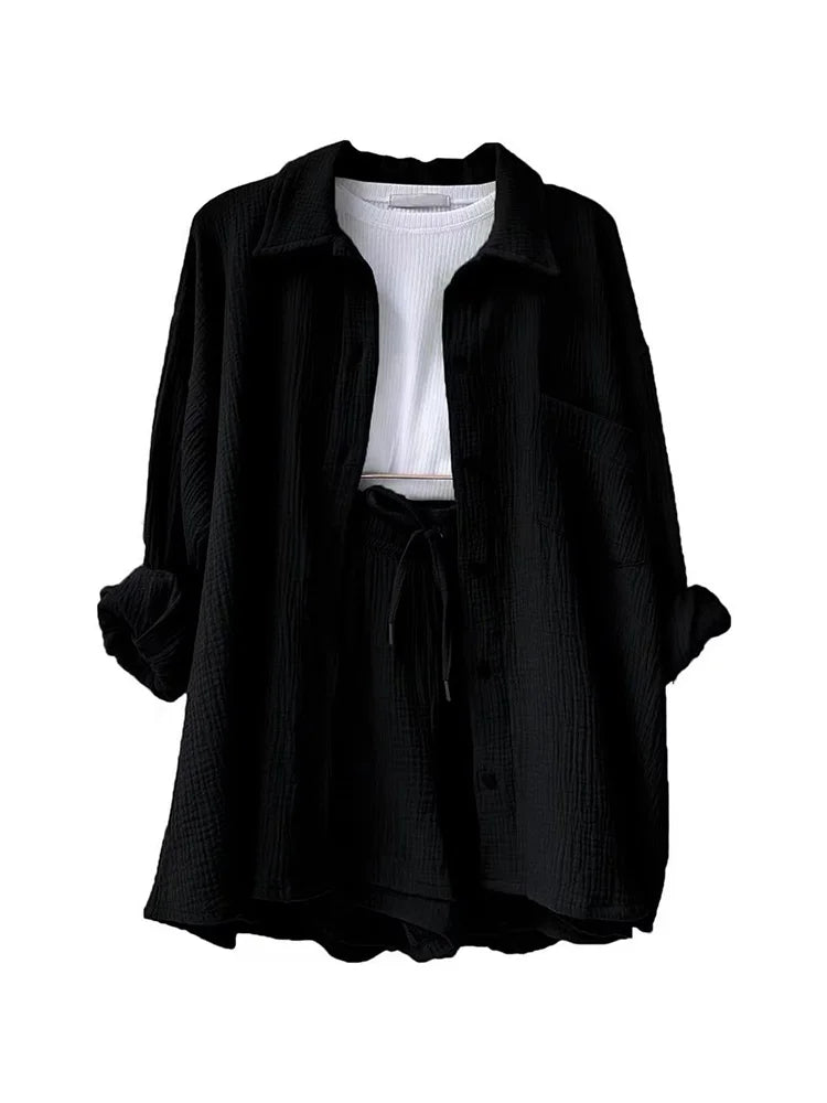 Casual Two-Piece: Summer Suit with Solid Charm