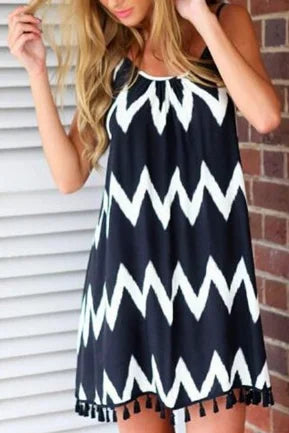 Women's wave patterned suspender dress - black and white