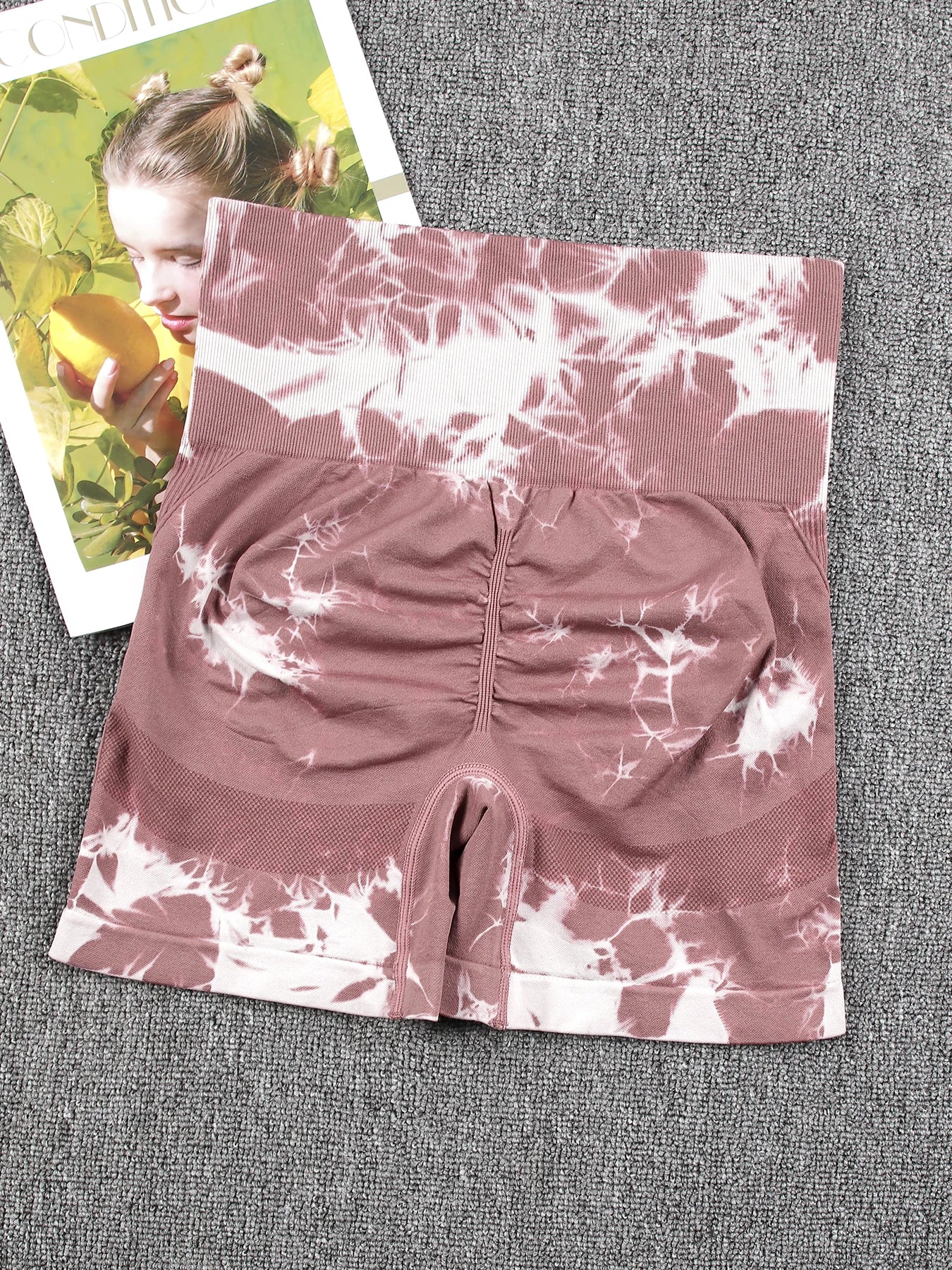 CHRLEISURE Seamless Sexy Push Up Shorts Woman Seamless Stretch High Waist Fitness Shorts Activewear Running Outdoors Short Pants