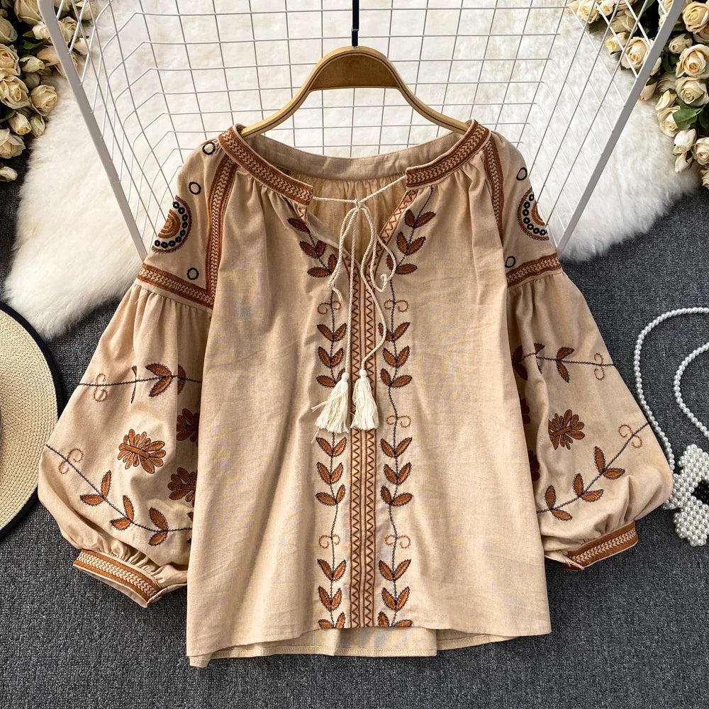 Casual Blouse: Long Sleeve Chic for a Relaxed Look