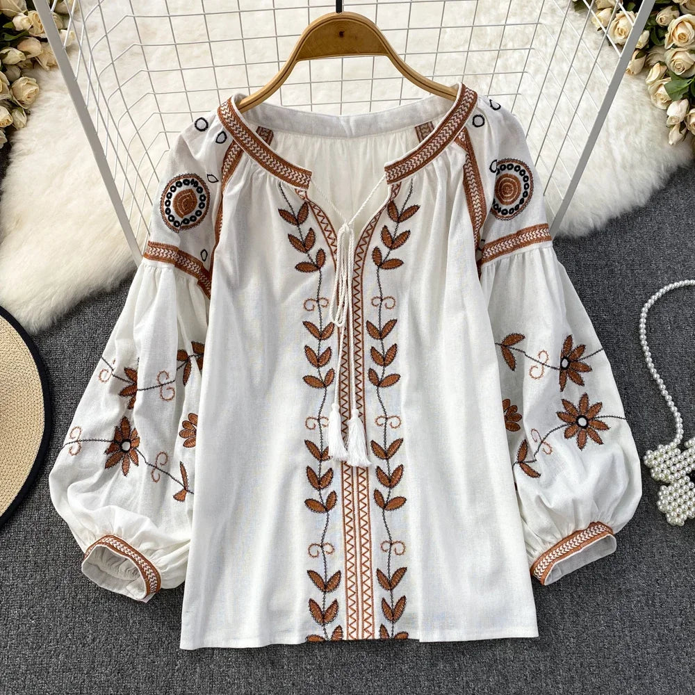 Casual Blouse: Long Sleeve Chic for a Relaxed Look