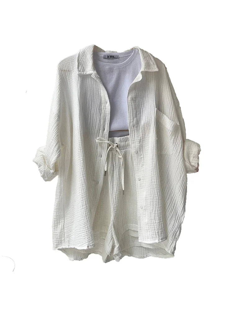 Casual Two-Piece: Summer Suit with Solid Charm